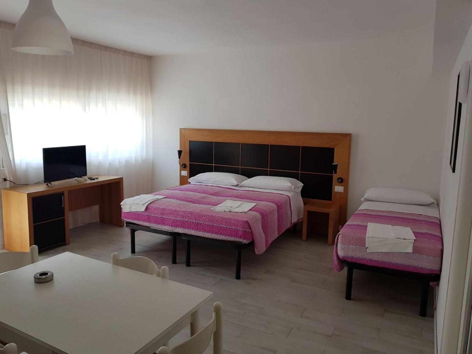 Duna Camere Con Bagno Lido Adriano Exteriér fotografie